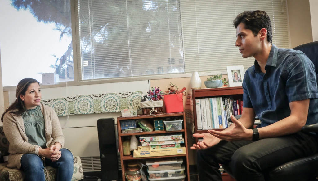 La Familia mental health consultation